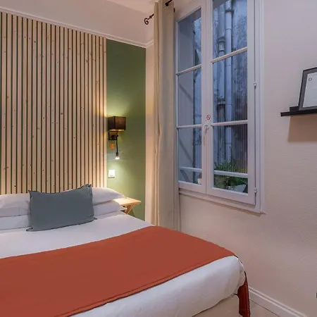 Madame מלון בורדו