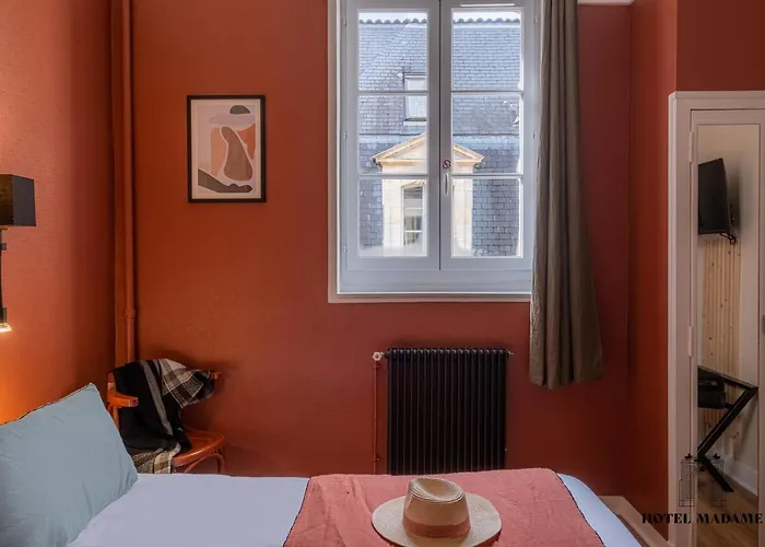 Madame Hotel Burdeos