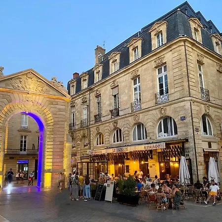 Madame Hotel 3*